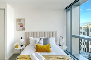Room - Luxury CBD Skyline View Apartment LV58 (Melbourne)