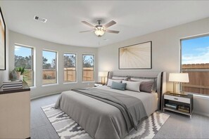 Iron/ironing board, WiFi, bed sheets - Spacious 4-Bedroom Home in Richmond,Bright Interiors, and a Relaxing Atmosphere. (Richmond)