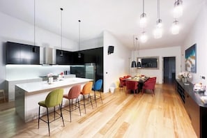 تناول الطعام