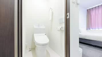 Standard Double Room | Room amenity