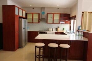 Private kitchen - Thiwa Pool Villa Hua Hin (Hua Hin)