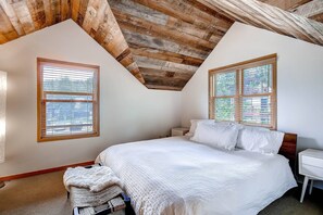 3 عدّة غرف نوم ومكواة/لوح كي وواي فاي مجانًا وملاءات أسرّة