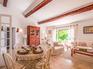Dining - El Cantarello by Interhome (Sainte Maxime)