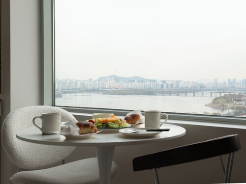 Han River View Loft in Seoul