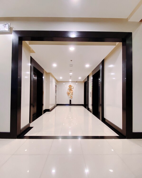 Interior - Perfect Seaview 2 Bedrooms, Nearby Okada Casino, Solaire Casino, Airport & MOA (Parañaque)