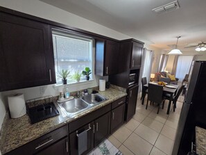 Private kitchen - Cozy Apartment near University Dr. (Edinburg)