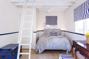 WiFi, bed sheets