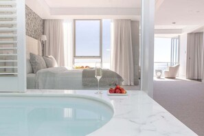 Room - Reflections 1705 Sky Home (Gold Coast)