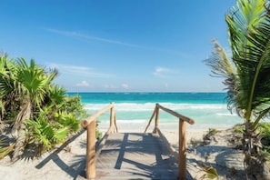 Unclassified image, 2 of 9, button - ANANA Casa Kaab Kaan Rooftop pool & Beachfront (Tulum)
