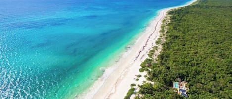 Plage privée à proximité