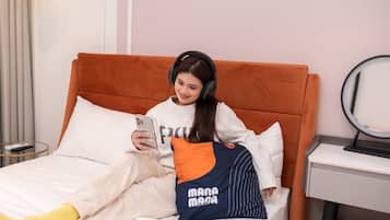 Superior Apartment, City View | Iron/ironing board, free WiFi, bed sheets