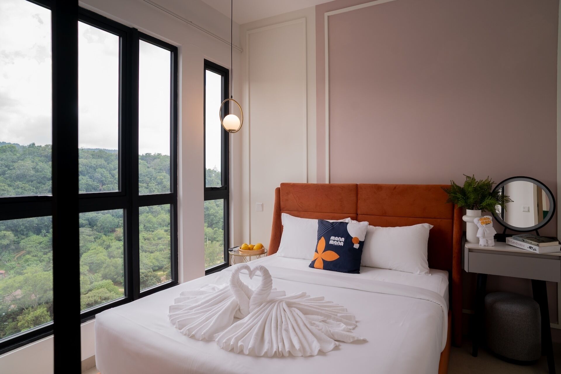 Superior Apartment, City View | Iron/ironing board, free WiFi, bed sheets