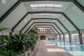 야외 수영장, 시설 내 인명구조원