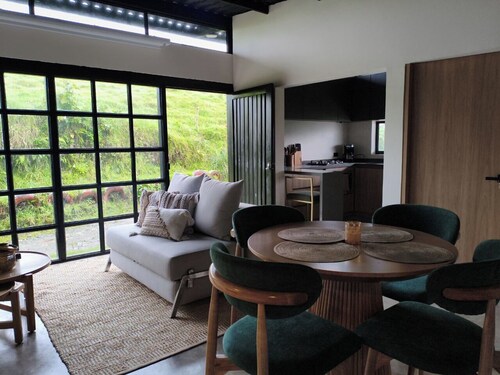 Premium Lodge in Rio Blanco Reserve - Cloud Forest - 300+ Bird Species