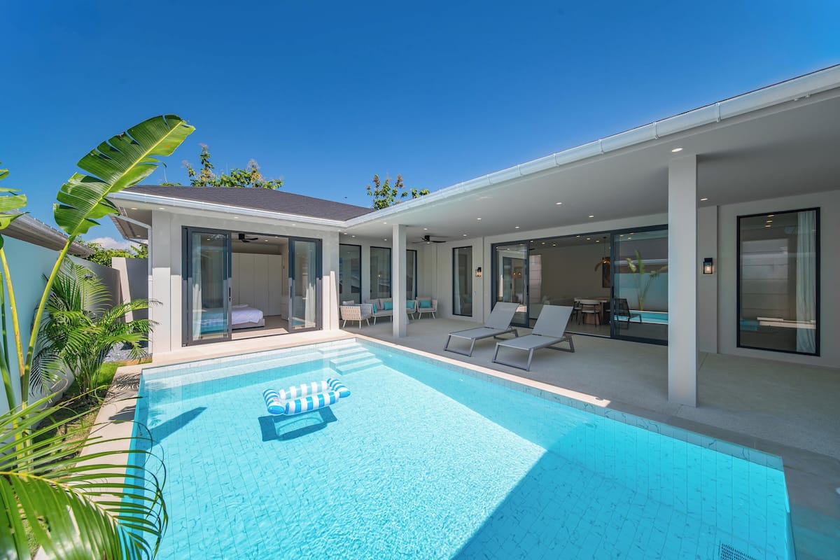 Desk, laptop workspace, blackout drapes, soundproofing