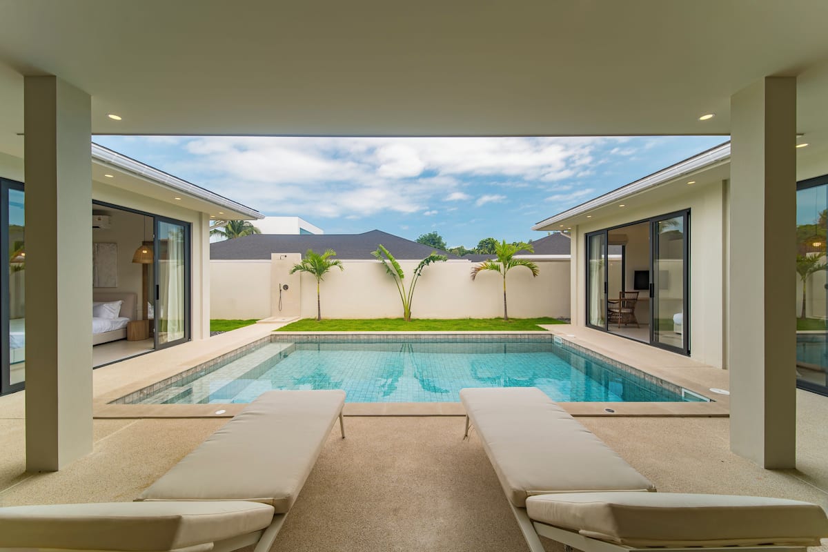 Desk, laptop workspace, blackout drapes, soundproofing