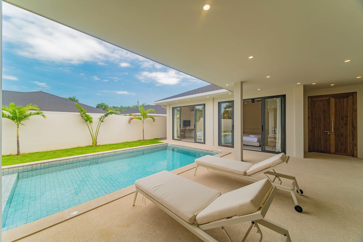 Desk, laptop workspace, blackout drapes, soundproofing