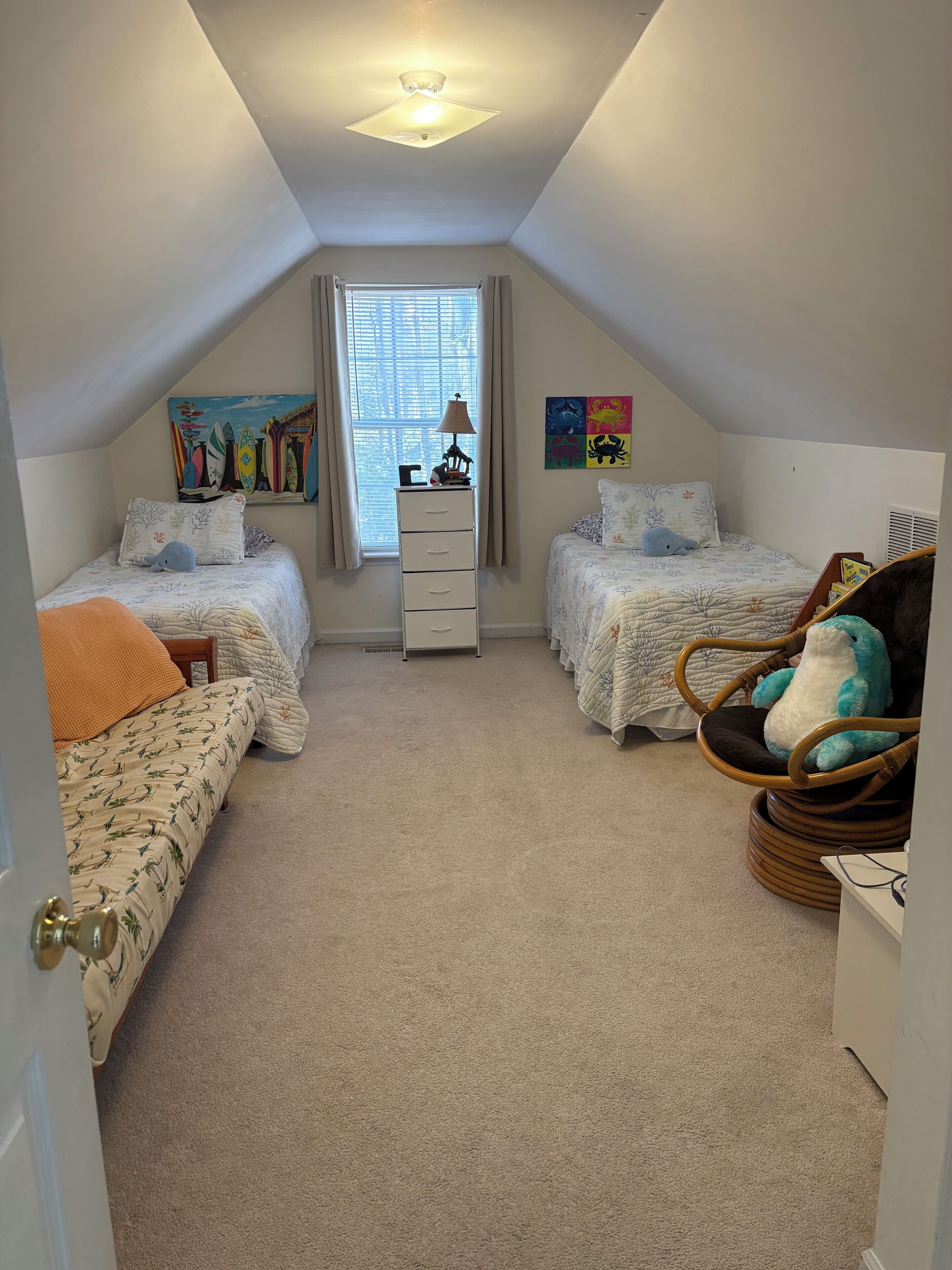 4 bedrooms, iron/ironing board, travel cot, free WiFi