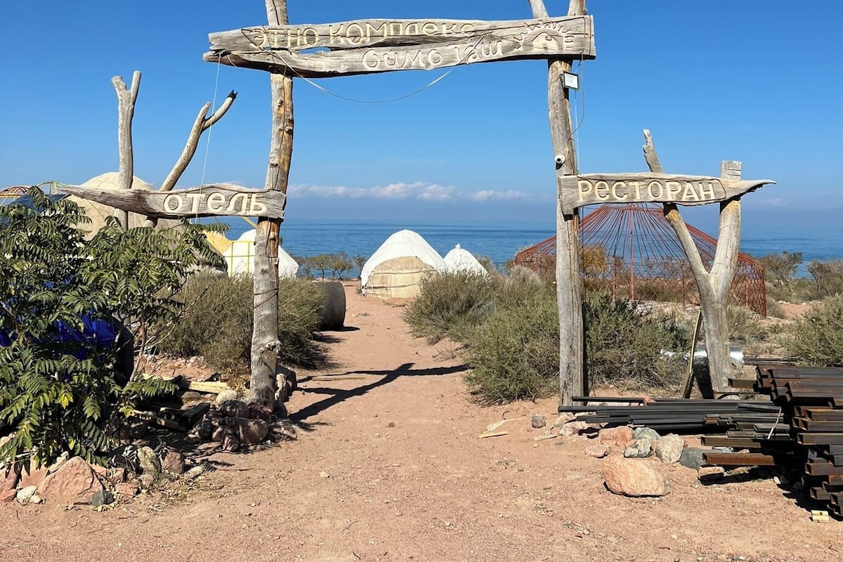 全景雙床房, 夏威夷式陽台, 湖景 | 免費無線上網