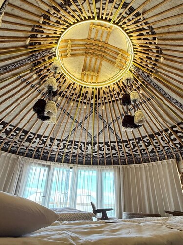 Oimo Tash Yurt Camp