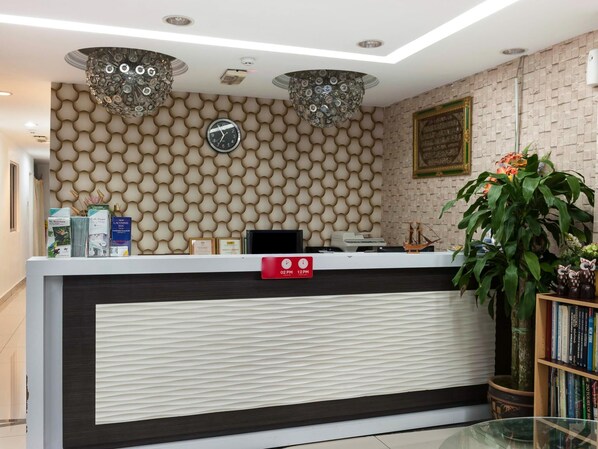 Luokittelematon kuva, 1 kautta 28, painike