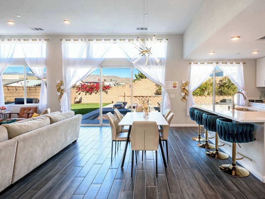 Hus, privat basseng (3 Bedrooms) | Spiseområde på rommet