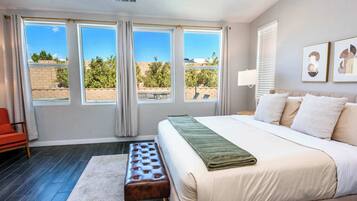 Ferienhaus (3 Bedrooms) | 3 Schlafzimmer, individuell dekoriert, individuell eingerichtet