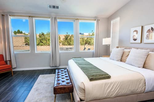 House, Private Pool (3 Bedrooms) | 3 bedrooms, individually decorated, individually furnished, desk