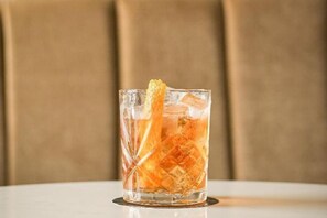 Bar (on property) - The Municipal Hotel & Spa Liverpool - MGallery Collection (Liverpool)