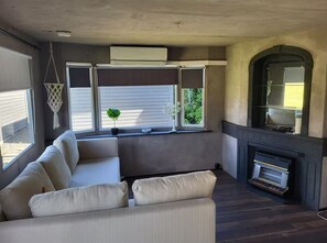 Living area - Caravan in the countryside (Gärds Köpinge)