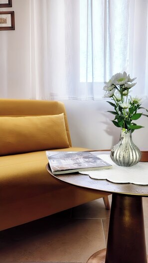 Kahden hengen comfort-huone, näköala puutarhaan | Ylelliset vuodevaatteet, untuvapeitot, pillowtop-patjalliset sängyt