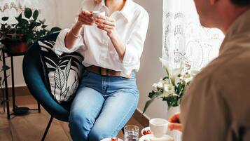 Comfort-Apartment, Stadtblick | Hochwertige Bettwaren, Daunenbettdecken, Pillowtop-Betten