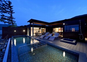 3 outdoor pools - SIOKUMIHAMA  Sea  Side  Villa  HAMATSUZURI (Miyazu)