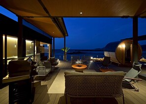 Villa de lujo, no fumadores, vistas al mar | Terraza o patio