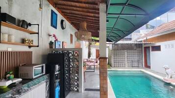 Stovetop, cookware/dishes/utensils