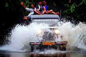 Safari - Skybz - Mankulam (Mankulam)