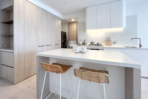 Ảnh chưa phân loại, 1 trong số 26 ảnh, nút
