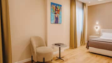 Junior Room | In-room safe, desk, laptop workspace, free WiFi