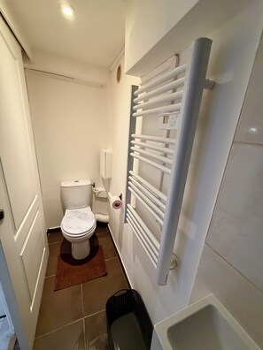 Towels, toilet paper