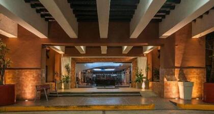 Holiday Inn CD. DEL CARMEN by IHG