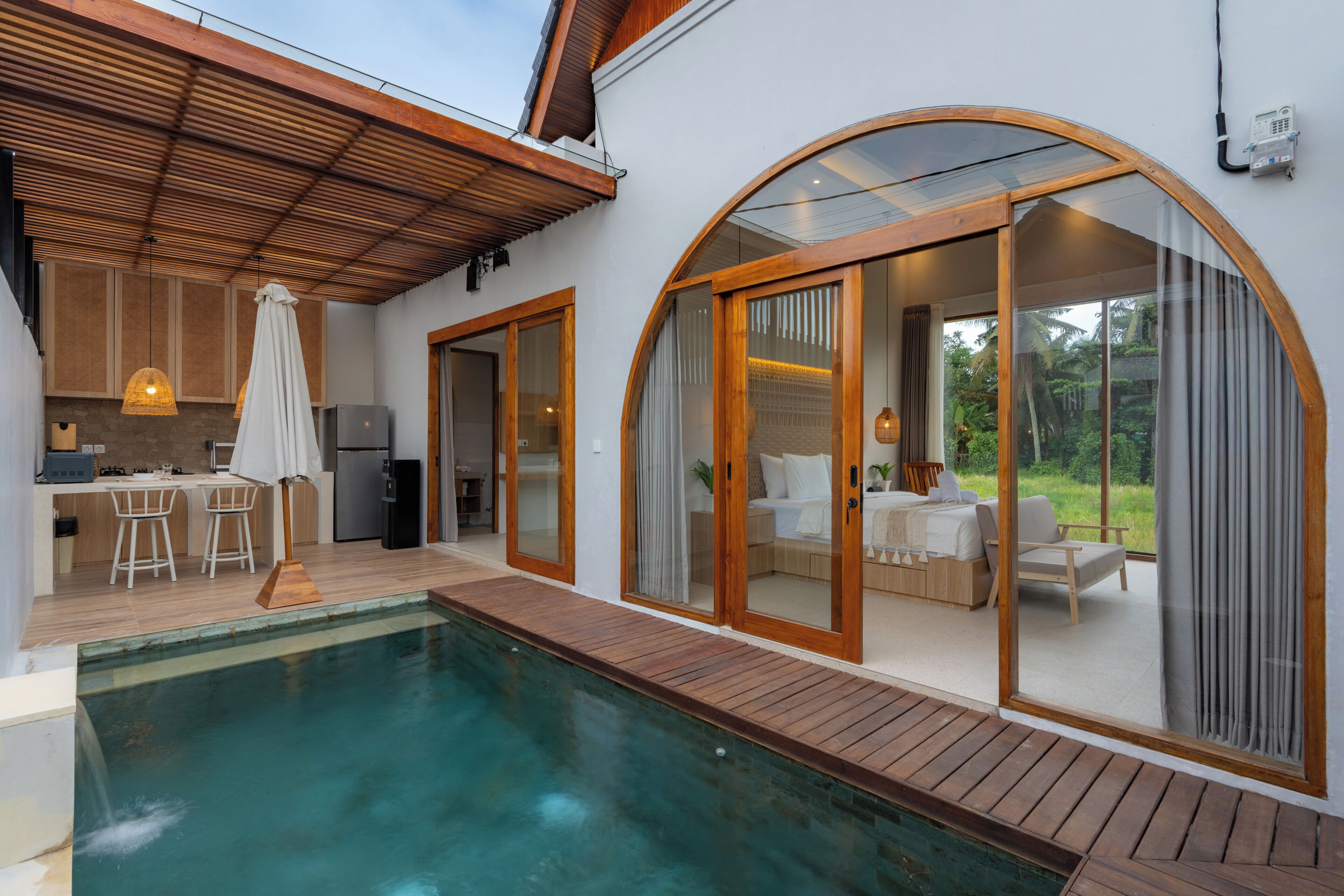 Biệt thự tiện nghi đơn giản | Hồ bơi riêng