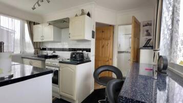 Chalet, 1 Bedroom, Smoking, Patio | Interior
