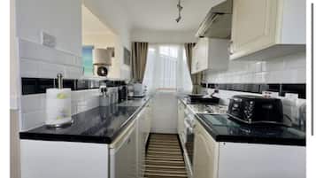 Chalet, 1 Bedroom, Smoking, Patio | Interior