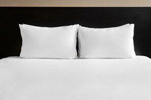 Cribs/infant beds - Holiday Inn LEEDS - GARFORTH by IHG (Garforth)