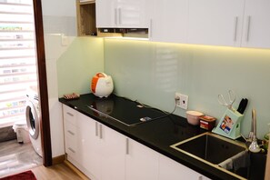 Căn hộ Tiêu chuẩn, ban công, quang cảnh núi | Bếp riêng