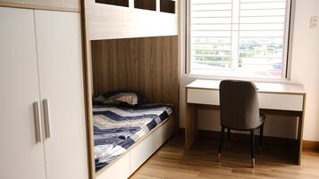 สแตนดาร์ดอพาร์ทเมนท์, ระเบียง, วิวภูเขา | Wi-Fi ฟรี