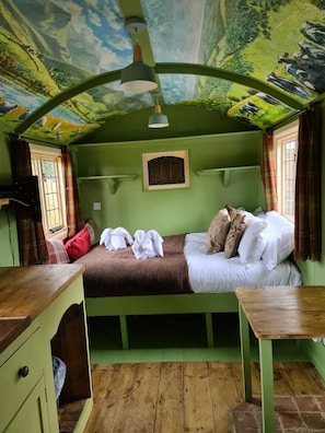 Traditional-Zimmer, mit Bad, Blick auf den Innenhof (Shepherds Hut Double) | Innenbereich
