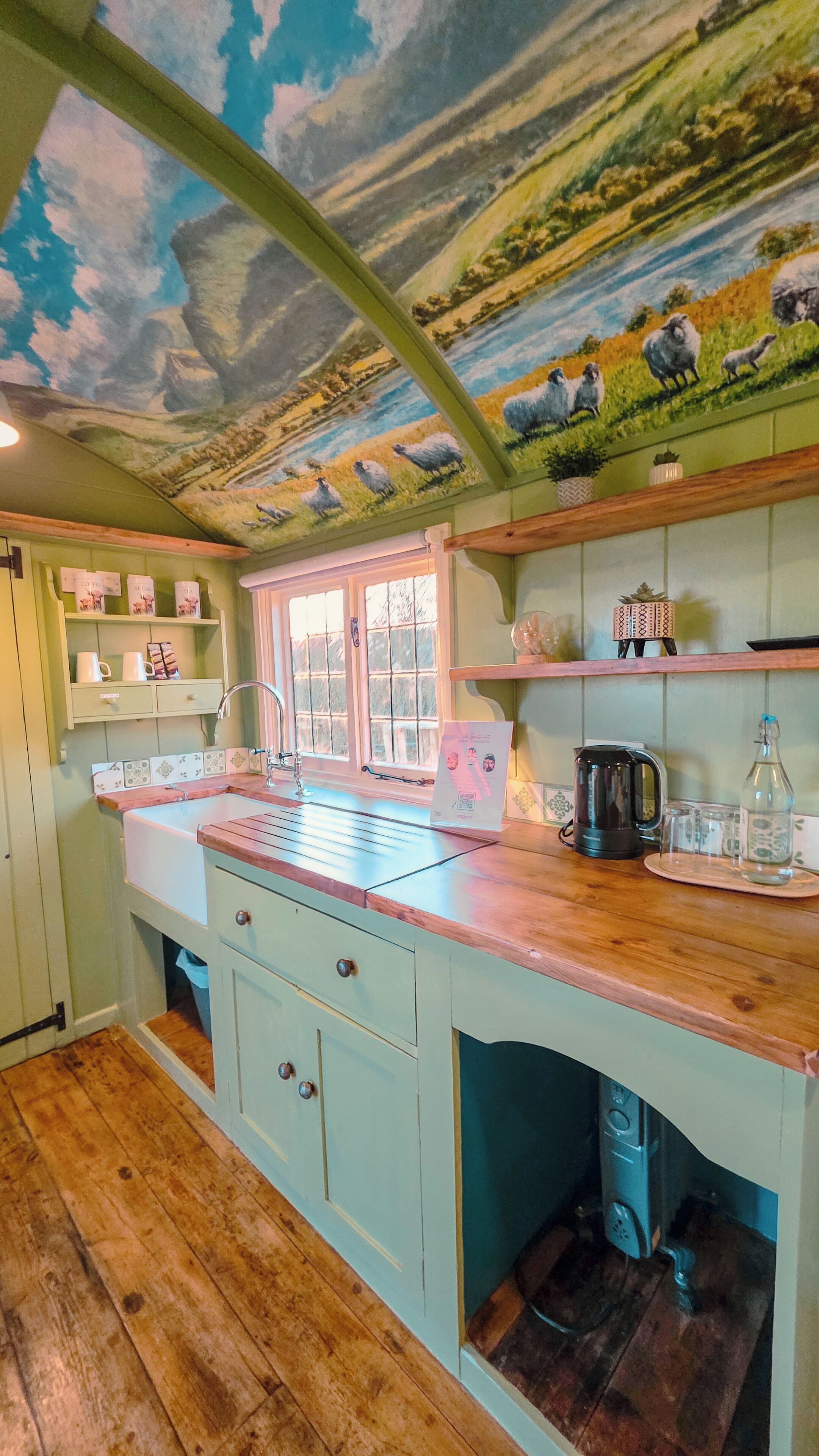 Shepherds Huts Ensuite