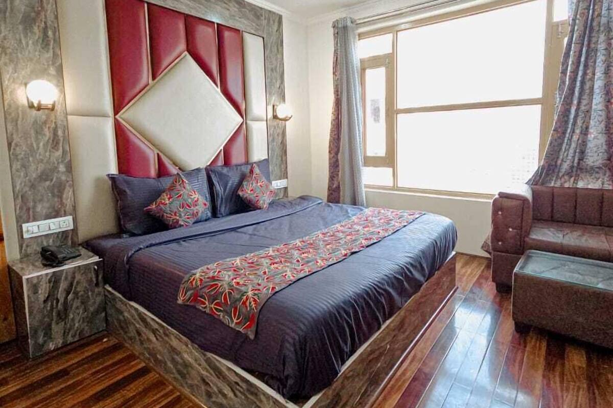 Deluxe Double Room | Desk, free WiFi