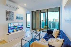 Room - Swanston Central 3B Lv53 CBD Skyline View FreeTram (Carlton)